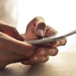 Mobilabonnemang och datakryptering för att skydda dina transaktioner online